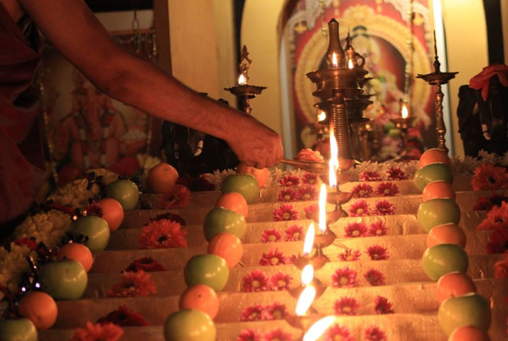 /media/k2/galleries/57746/Grand-Mandala-Puja4