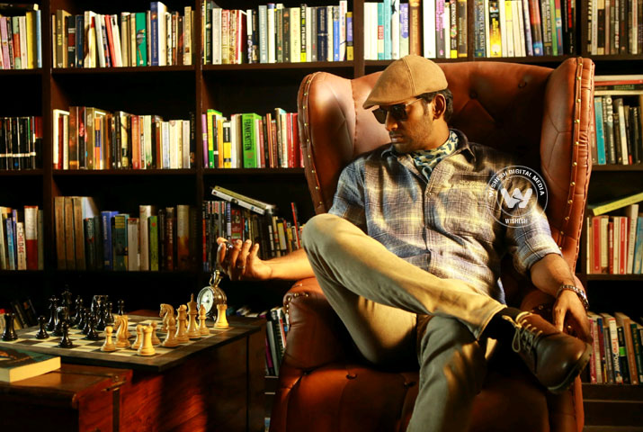 /media/k2/galleries/63442/Thupparivaalan-01