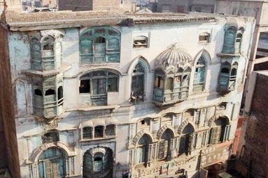 Pakistan to Convert Rishi Kapoor&#039;s House in Peshawar into Museum