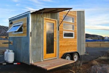 Take a look of traveling tiny houses in Mesa!