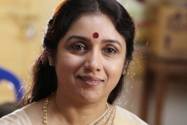 Revathi Turns Director},{Revathi Turns Director