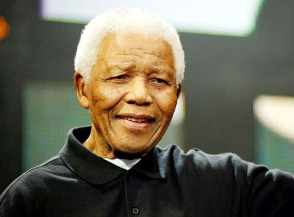 Nelson Mandela spends &#039;restful&#039; Easter in hospital
