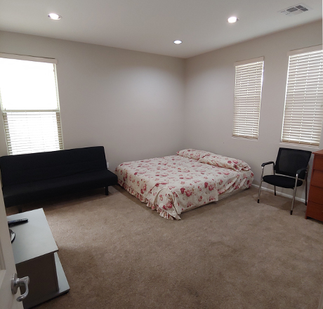 Master bed room 15''x15'', furnished, in a beautiful house is for rent