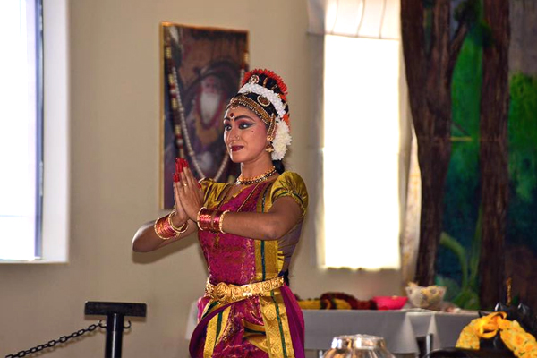Nitya Gollapudi Kuchipudi Pics