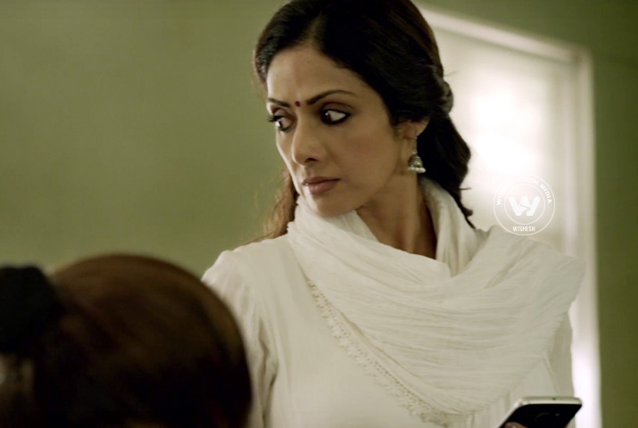 /media/k2/galleries/62892/Mom-Hindi-02