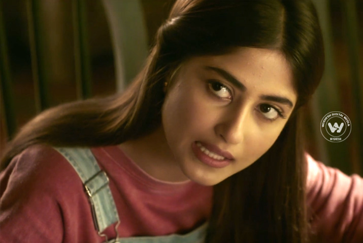 /media/k2/galleries/62892/Mom-Hindi-05