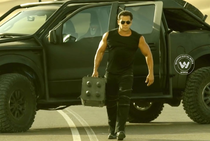 /media/k2/galleries/65961/Race-3-03