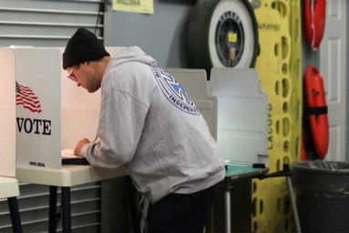 Record Number of AZ voters to Cast Ballots in Primary Election