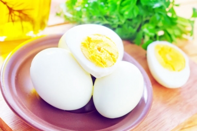 Are Eggs the &lsquo;Overrated Health Food&rsquo; in the world?