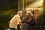 old couple photography, photography of elderly couple, this indian photographer is capturing sheer love between elderly couples and the results are heartwarming, Fotograf