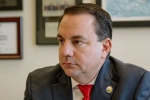 Migrant, Doug Nicholls, arizona mayor issues emergency over immigrant surge, Border wall