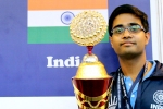 Iniyan Panneerselvam, Grandmaster Viswanathan Anand, 16 year old iniyan panneerselvam of tamil nadu becomes india s 61st chess grandmaster, Viswanathan anand