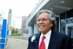 Indian billionaires, insys therapeutics stock, indian american billionaire john kapoor on trial over bribing doctors, Indian billionaire