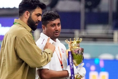 Mohsin Naqvi wants Suryakumar Yadav to Collect Asia Cup Trophy in Dubai