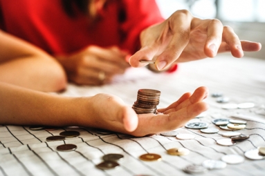 9 Personal Finance Tips and Tricks to Retain Deep Pockets