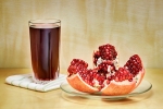 Pomegranate Juice during pregnancy, Pomegranate Juice, pomegranate juice helps in unborn babies brain development, Beverages