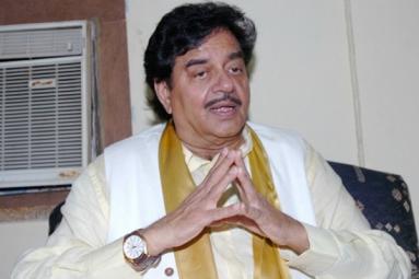 “Modi is dashing and dynamic leader,” says Shatrughan Sinha