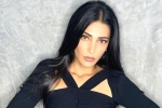 Shruti Haasan breaking updates, Shruti Haasan international film, shruti haasan in talks for an international film, Vakeel saab