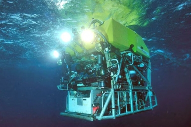 A submersible Robot in search of Titanic tourist submarine