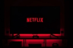 NETFLIX, SPANISH, tv shows to watch on netflix in 2021, Queen elizabeth ii