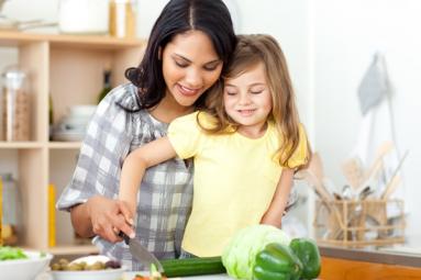 Cooking with kids, amazing way to strengthen bonding Cooking with kids, amazing way to strengthen bonding