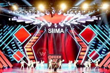 SIIMA Awards 2015 Begins With Real Pomp And Show