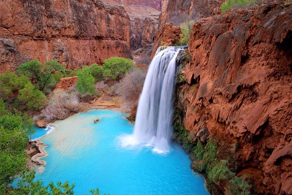 The Grand Canyon-the rock walls},{The Grand Canyon-the rock walls