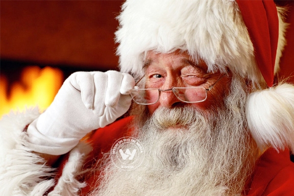 Meet the Santa "Cons"