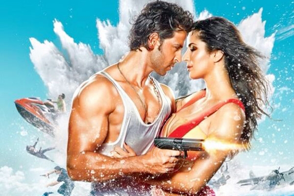 "Bang Bang" first look: Hrithik and Katrina look sizzling},{"Bang Bang" first look: Hrithik and Katrina look sizzling