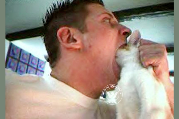 The man who ate his fifteen pet cats