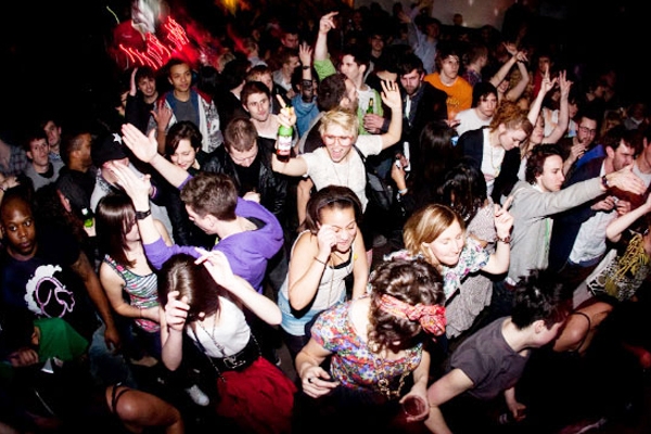 Don’t miss New Year's Eve Celebrations at Makutus, Arizona},{Don’t miss New Year's Eve Celebrations at Makutus, Arizona