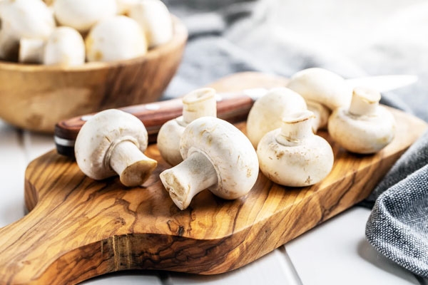 Mushrooms should be kept in Sun before Cooking