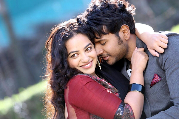 Okka Ammayi Thappa Movie Review