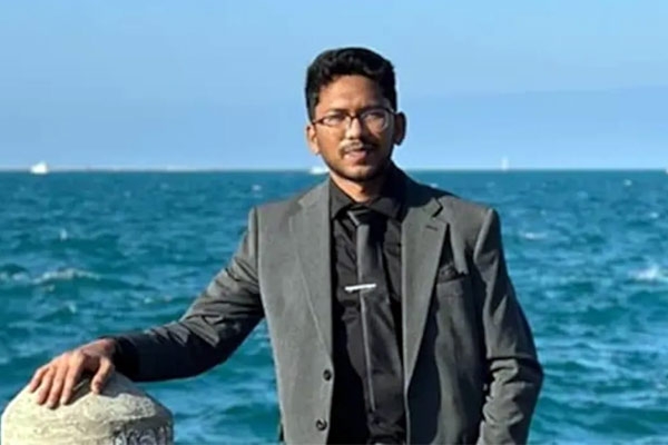 Unemployed Andhra younger Kills Self In USA