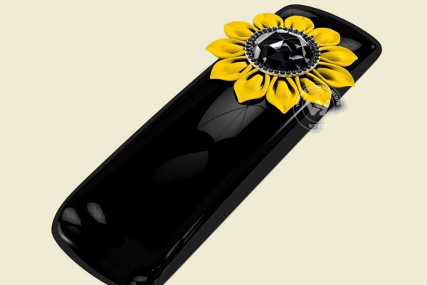 Arizona couple invents safety hair clip that detects attack